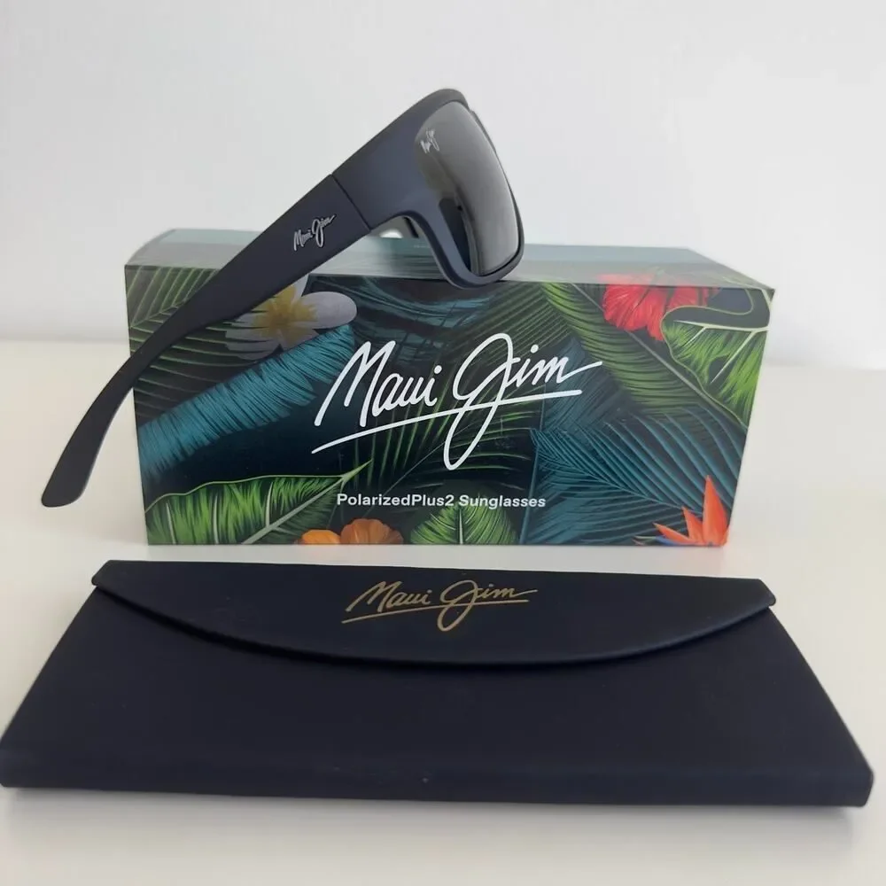 Maui Jim Southern Cross Sunglasses Black Gray Polarized MJ0815S-001 Made n Italy